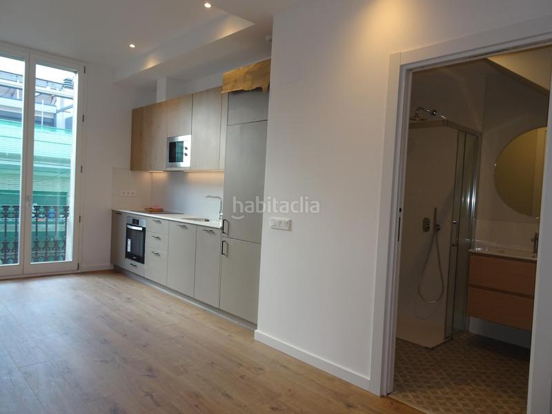 Foto 7c560bfd-978f-46a3-97d4-c29e488d1390. Location duplex avec chauffage dans Centre Badalona