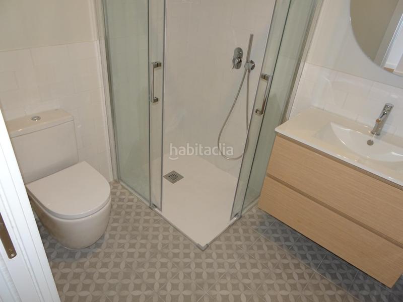 Foto ca330fb8-e9d5-43a3-8057-b014533fc0a9. Location duplex avec chauffage dans Centre Badalona
