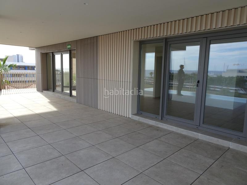 Foto c2957706-d518-4d23-9ea0-2db8f6f5b586. Rent flat with heating parking pool in Eixample Mataró