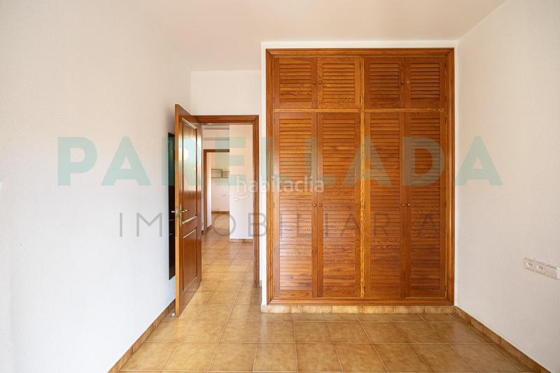 Foto d6fd0746-49a2-43a0-b432-bb5a79251494. Casa  en venda muy luminosa a Casagemes en Casagemes Badalona