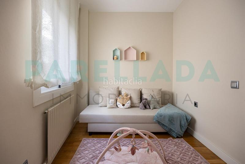 Foto 2caebb10-d1e6-4bb4-b512-b96a18ec3091. Semi detached house with heating parking in Montgat