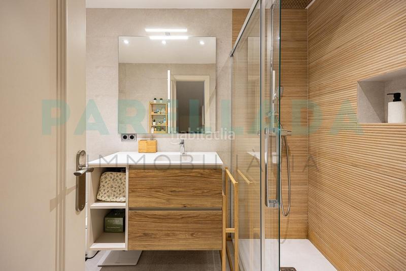 Foto f5a3d02e-8b4f-48af-addd-5cd6f3938215. Semi detached house with heating parking in Montgat