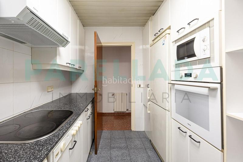 Foto b9a15ea2-1043-452e-b469-8b73a88c5ad7. Appartement avec parking dans Centre Badalona
