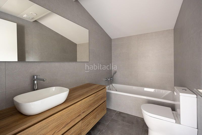 Foto c060644d-f879-4c87-a813-566b12bc08af. Dúplex amb aparcament piscina a Tiana