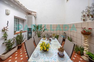 Casa a Centre. Magnífica casa en el corazón de badalona por 660.000