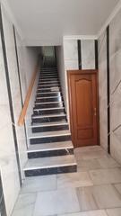 Edifici a Rute. Edificio completo