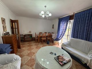 Pis a Cuevas de San Marcos. Piso pablo