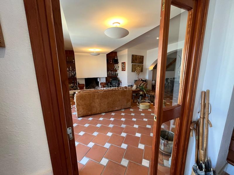 Foto f77a985d-7236-46e3-b50f-4fda02ef518d. Local comercial a Rute