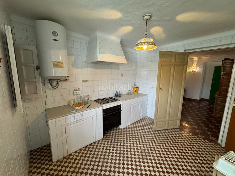 Foto bdfb123b-ba49-4db2-861e-945ea4daaf6c. Casale in Rute