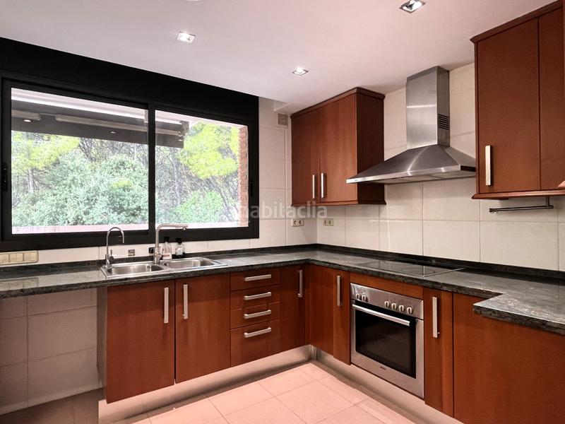 Foto 53b0a1ca-e098-4a04-87fd-71fa9071c9de. Semi detached house with heating parking pool in les botigues de Sitges Sitges