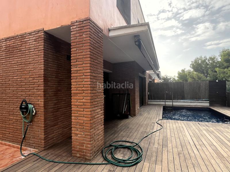 Foto f84e2eac-d9b2-47bd-bbf7-88257d0c57b2. Semi detached house with heating parking pool in les botigues de Sitges Sitges