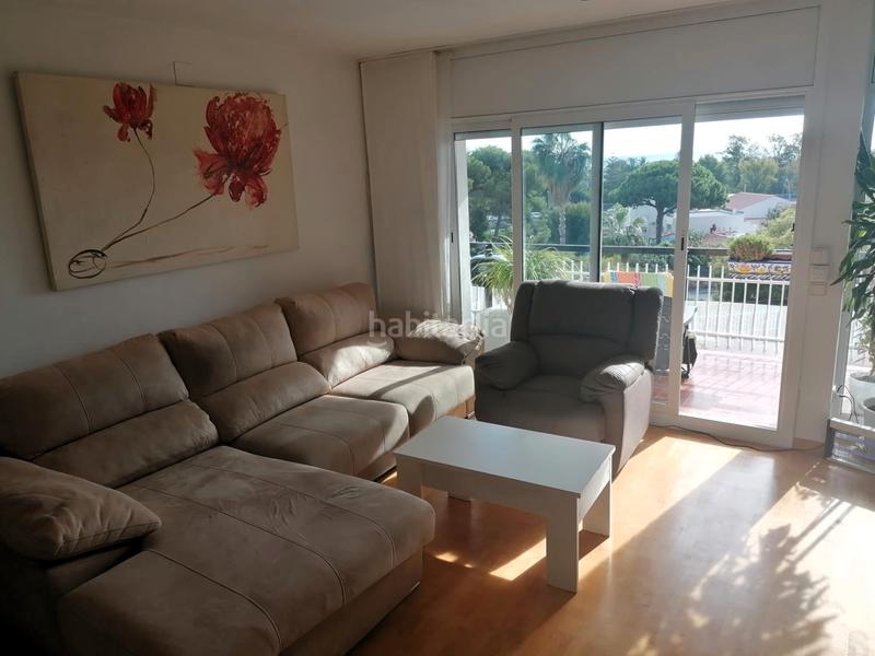 Foto deafcd9c-fc83-4560-bb77-1a3bfb148b8e. Alquiler piso alquiler temporada precioso piso en Bellamar en Castelldefels