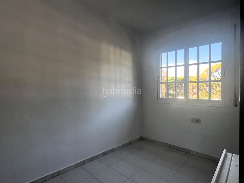 Foto 26d1bedd-630e-4c48-a905-40893bb71a50. Casa aparellada a carrer 19 5 a La Pineda Castelldefels