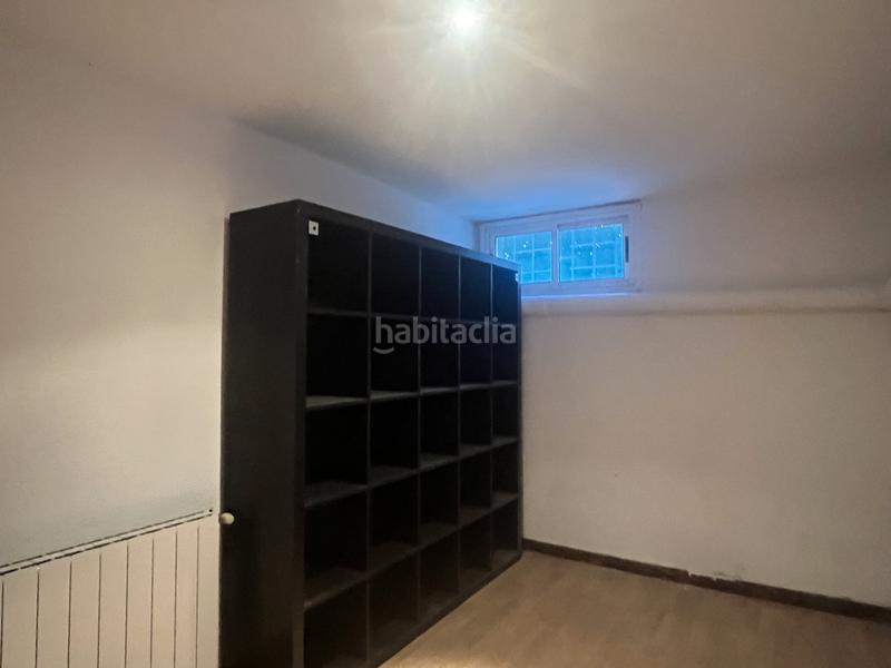 Foto 4cd0b723-9f4a-4159-9ce5-b7bab4ad15e1. Casa aparellada a carrer 19 5 a La Pineda Castelldefels