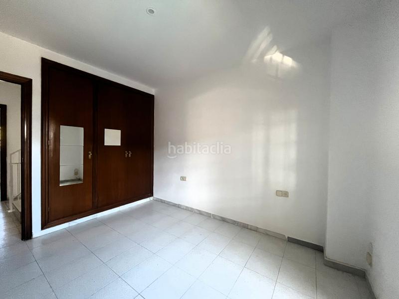 Foto ed533de7-3c71-4ab1-8703-dd07ba9cc5e6. Casa aparellada a carrer 19 5 a La Pineda Castelldefels