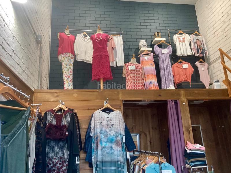 Foto 56a00c31-fac4-4103-b15f-770117ee4828. Traspàs local comercial a rambla de pompeu fabra 83 a Gavà