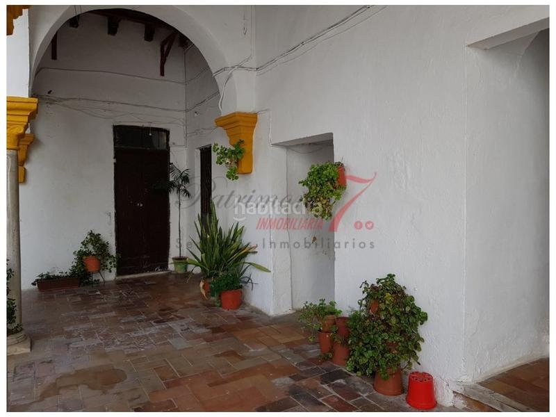 Foto 2e5a8e84-7fcc-4fda-a79d-8dbc9eb89cd2. Casa  36 habitaciones venta en Centro Jerez de la Frontera