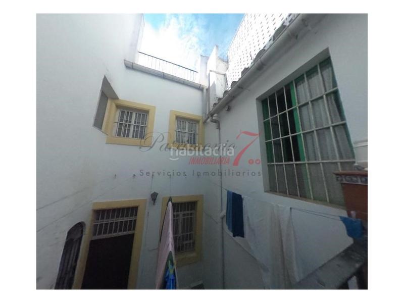Foto 73232e04-749d-4144-a856-d64f9e05384f. Haus mit parking in Centro Jerez de la Frontera