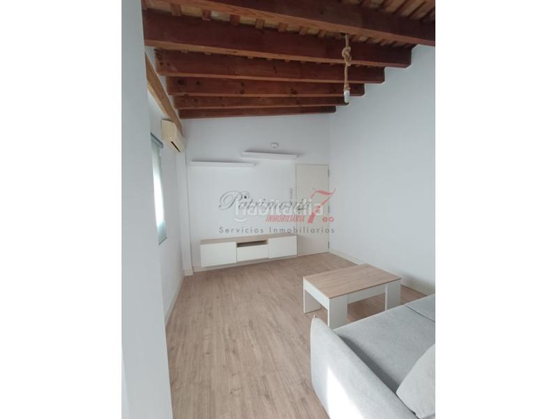 Foto 035acce1-ccf4-4398-9817-c08887b8f11a. Apartamento ideal para gestionar tanto como alquiler turistico como de larga duracion !! en Jerez de la Frontera