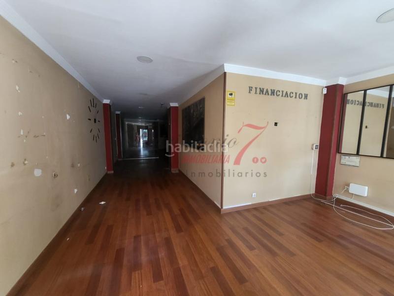 Foto 2fe0d91b-7d73-4f71-84bf-391c0c7c4c1a. Alquiler local comercial  en calle medina centro jerez !! en Jerez de la Frontera