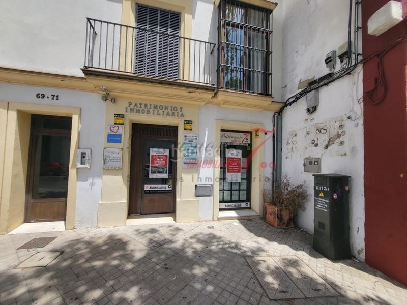 Foto 74408dfe-b146-4f15-8fae-e99f39aa8278. Alquiler local comercial  en calle medina centro jerez !! en Jerez de la Frontera