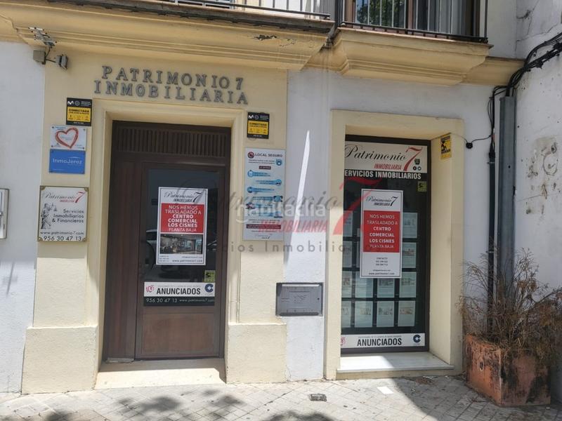 Foto 7ae95b50-4e9d-47bc-b058-0f5c99cc0059. Alquiler local comercial  en calle medina centro jerez !! en Jerez de la Frontera