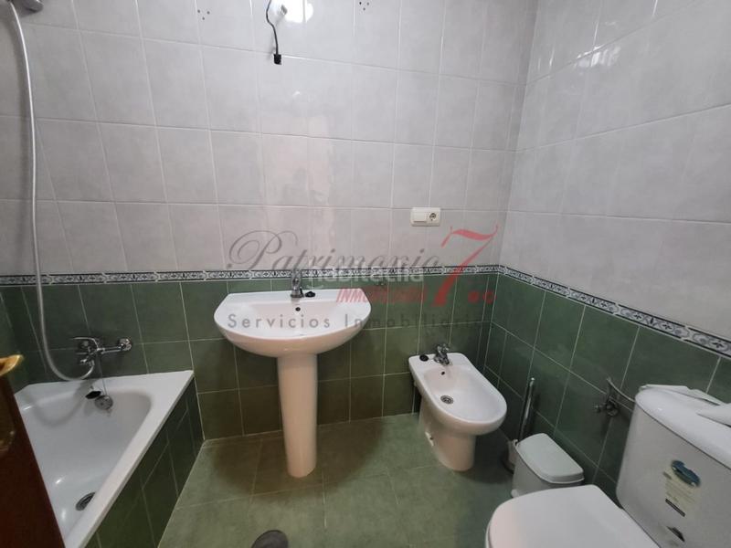 Foto 63397e70-ba83-478a-9d30-a7baa43876df. Pis amb aparcament a Centro Jerez de la Frontera