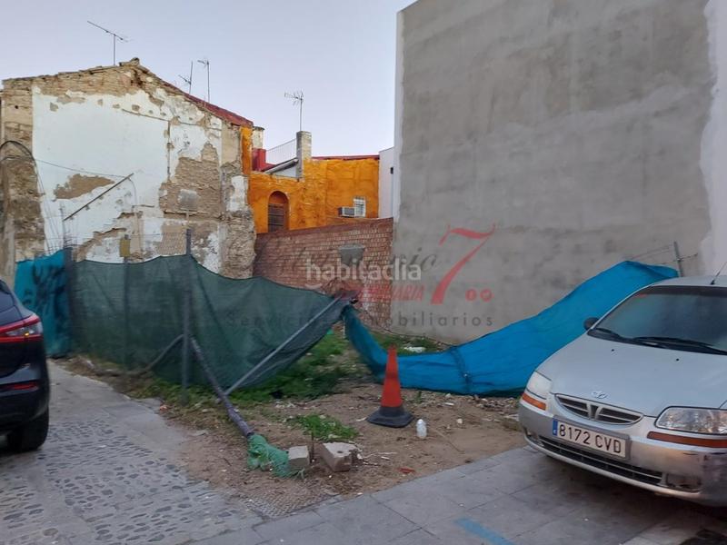 Foto c72a126d-4ad7-45f5-9a29-39d592ea4d47. Terreno residencial parcela de 96 metros para edificar 180 metros en san miguel muy cerca de la iglesia !! en Jerez de la Frontera