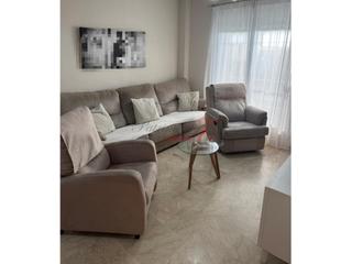 Maison jumelée à Pozoalbero. Adosado en zona norte pozo albero. patio delantero y trasero !!