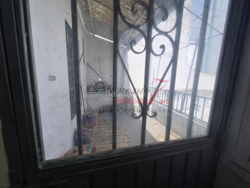 Foto ed99a92a-4c1b-42f6-8bcb-0ff236514b53. Casa amb aparcament a Madre de Dios Jerez de la Frontera