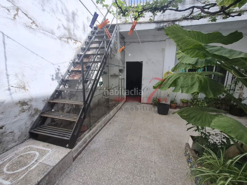Foto f4eb18fc-ea5c-4c45-9d50-3d8c0180ec45. Casa amb aparcament a Madre de Dios Jerez de la Frontera