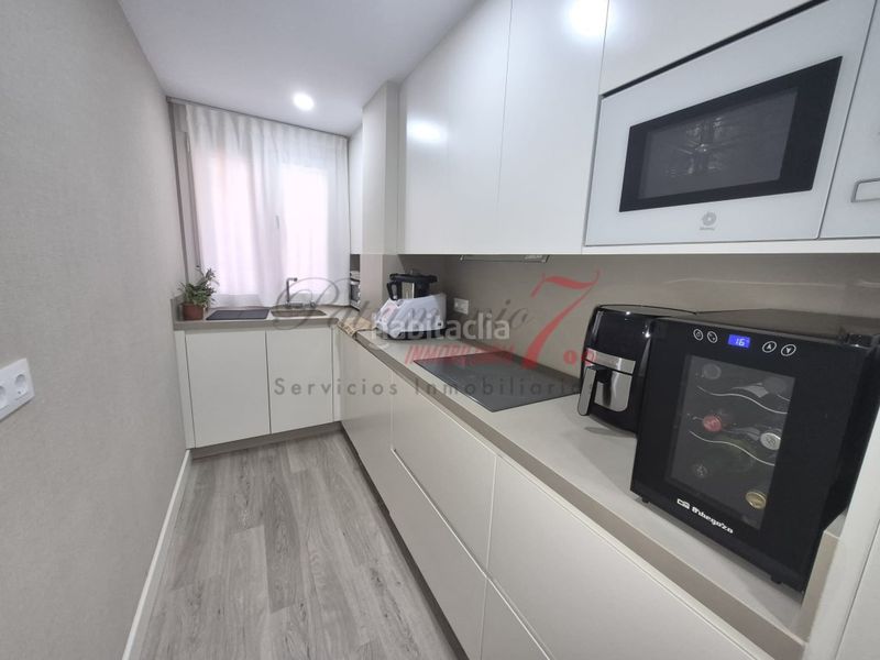Foto 9290ac56-89b9-48da-bdfd-725f362a73f4. Apartament amb calefacció aparcament a Centro Jerez de la Frontera
