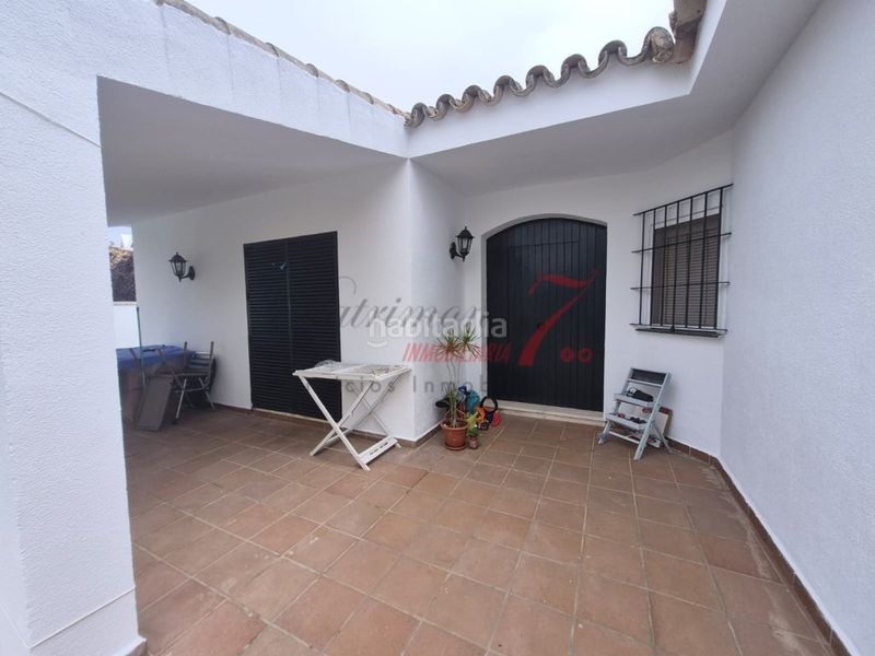 Foto 088f1179-e6b5-45e7-9ef2-73dcf871901f. Affitto chalet con parcheggio in Vistahermosa Puerto de Santa María (El)