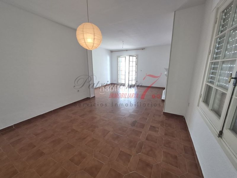 Foto 1d29e247-7984-4b29-9245-d487104fc2d7. Affitto chalet con parcheggio in Vistahermosa Puerto de Santa María (El)