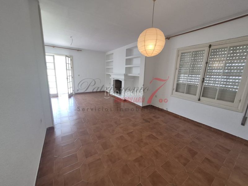 Foto 5cfe0c44-2d6f-4896-9b19-26ca3dd9869b. Affitto chalet con parcheggio in Vistahermosa Puerto de Santa María (El)