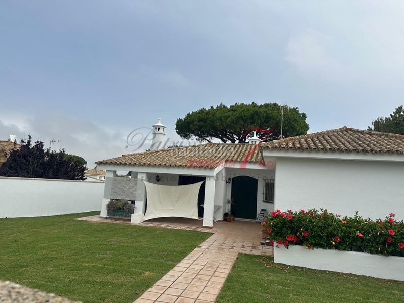 Foto 9f3344b7-1c3c-4710-8245-699a42735074. Affitto chalet con parcheggio in Vistahermosa Puerto de Santa María (El)