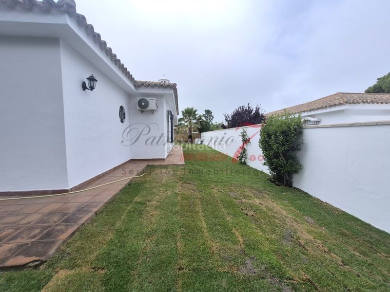 Foto b1255573-1403-4619-ab84-53acd94dc788. Affitto chalet con parcheggio in Vistahermosa Puerto de Santa María (El)