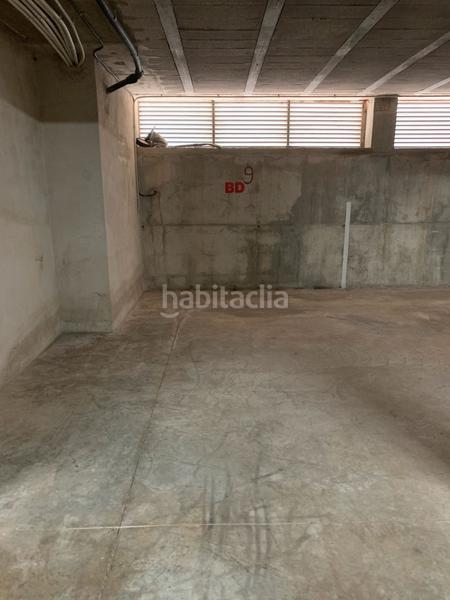 Foto 6a57cde2-3ad0-44f0-a89d-5ee10c9d2eef. Parking coche en carrer mianes 6 plaza parquink amplia en Masdenverge