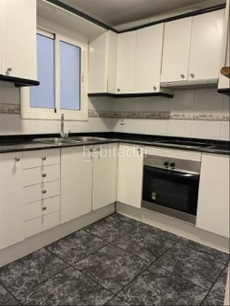 Foto a4d71e2a-36af-4305-91b6-a941c3f99529. Appartamento in carrer de santiago rusiñol 19 in Singuerlín Santa Coloma de Gramenet