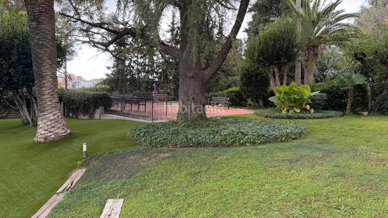 Foto 108015db-264e-4ea3-884f-e2f7569c141c. Penthouse with parking pool in Centre Esplugues de Llobregat