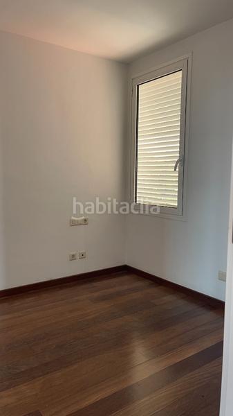 Foto 753d4021-0683-4c72-ae15-570bf180f547. Penthouse with parking pool in Centre Esplugues de Llobregat