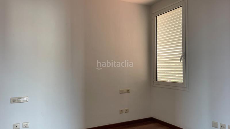 Foto c886ba45-a6c6-460c-a965-a8532dc883fb. Penthouse with parking pool in Centre Esplugues de Llobregat