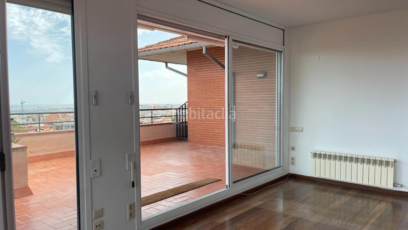 Foto df67f5cb-5e10-4ec8-b149-0fba74777d9e. Penthouse with parking pool in Centre Esplugues de Llobregat