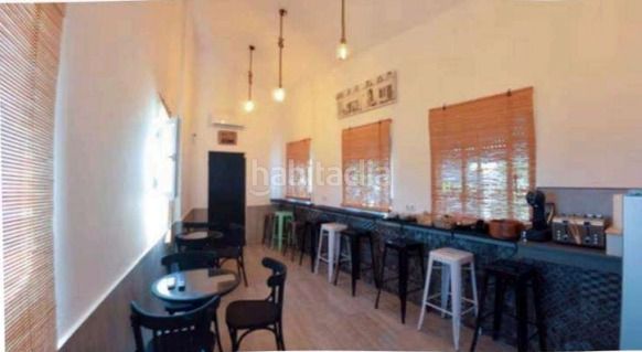 Foto bcf4b06f-dd65-4597-b6cb-a872a2cf24fd. Casa adossada amb xemeneia a Orihuela ciudad Orihuela