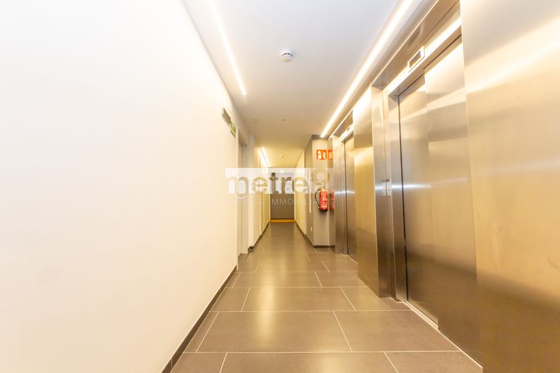 Foto 1c831b66-693e-4eb6-83a0-d75362cc020d. Rent office space with heating parking in Centre Mataró
