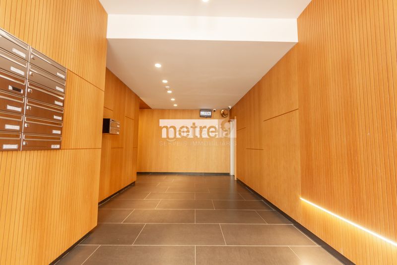 Foto 57fec274-1d79-4e4e-9adb-2812eac03dce. Rent office space with heating parking in Centre Mataró