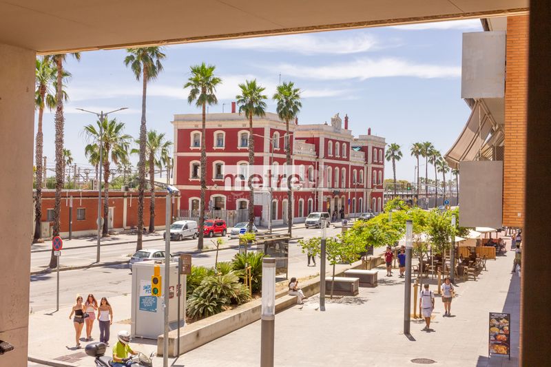 Foto bf42e701-1e1f-4740-a015-17f5e2a1daee. Rent office space with heating parking in Centre Mataró