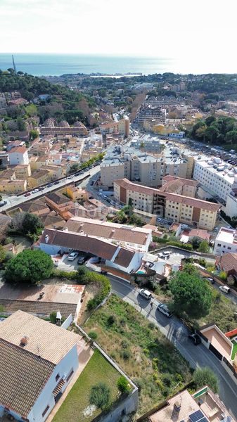 Foto a81dbca2-c57d-4332-902f-2e5204173830. Casa amb calefacció aparcament piscina a Centre Sant Andreu de Llavaneres