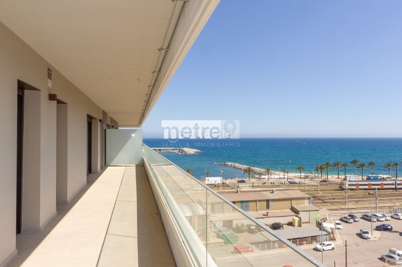 Foto 7d3a7624-15d0-4001-b980-b41befb2f224. Flat with heating parking pool in Eixample Mataró