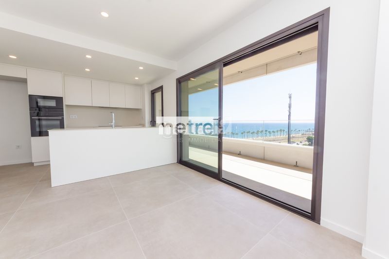 Foto f25fd895-679d-4783-8f5b-663200946e89. Flat with heating parking pool in Eixample Mataró